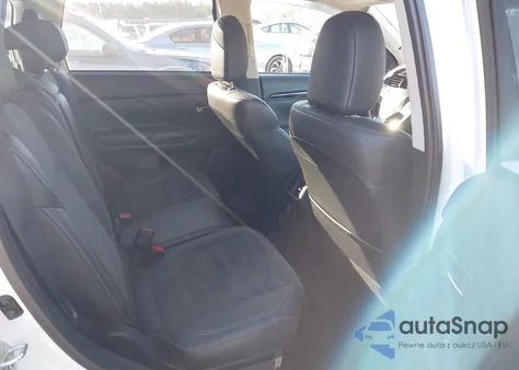 2020 Mitsubishi Outlander Se 2.4 S-Awc z USA, uszkodzony, nr VIN JA4AZ3A35LZ039973